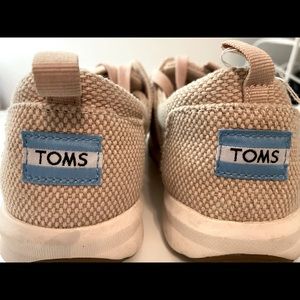 Toms Ankle Sneakers